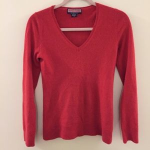 VINEYARD VINES V-neck cashmere sweater- coral